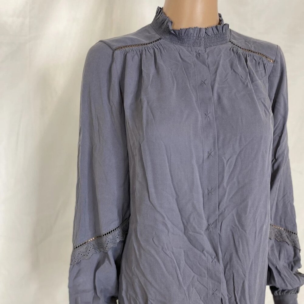 NEW GO BY GOSILK Women’s Go Free Ruffle Silk Blouse – Dusty Blue, Size S